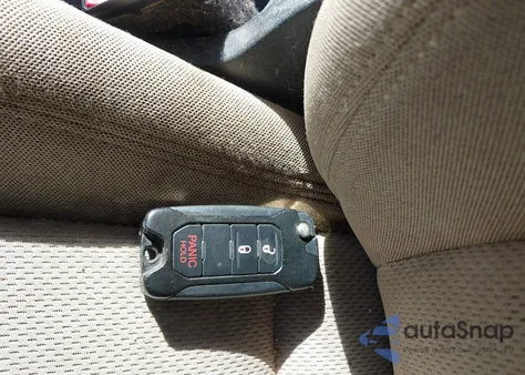 2015 Jeep Renegade Latitude из США, поврежденный, VIN ZACCJBBH4FPB88968